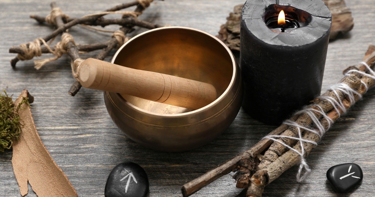 Traditional herbal medicine and the early healing practices